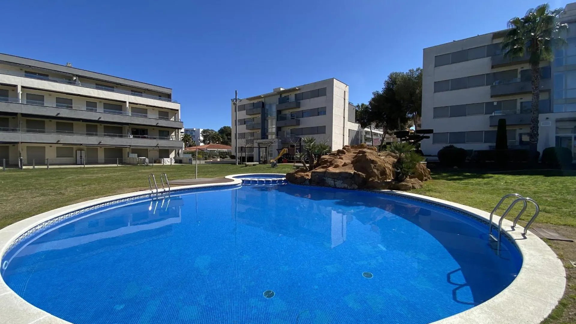 Apartment Tarracohomes-Th26 Apartamento En Salou Con Piscina, Padel Y Tenis Spain